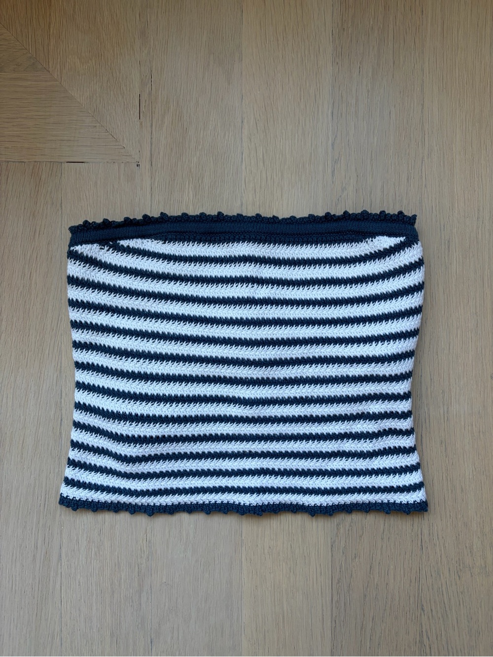 Abercrombie & Fitch Cropped Navy and White Striped Knit Tube Top